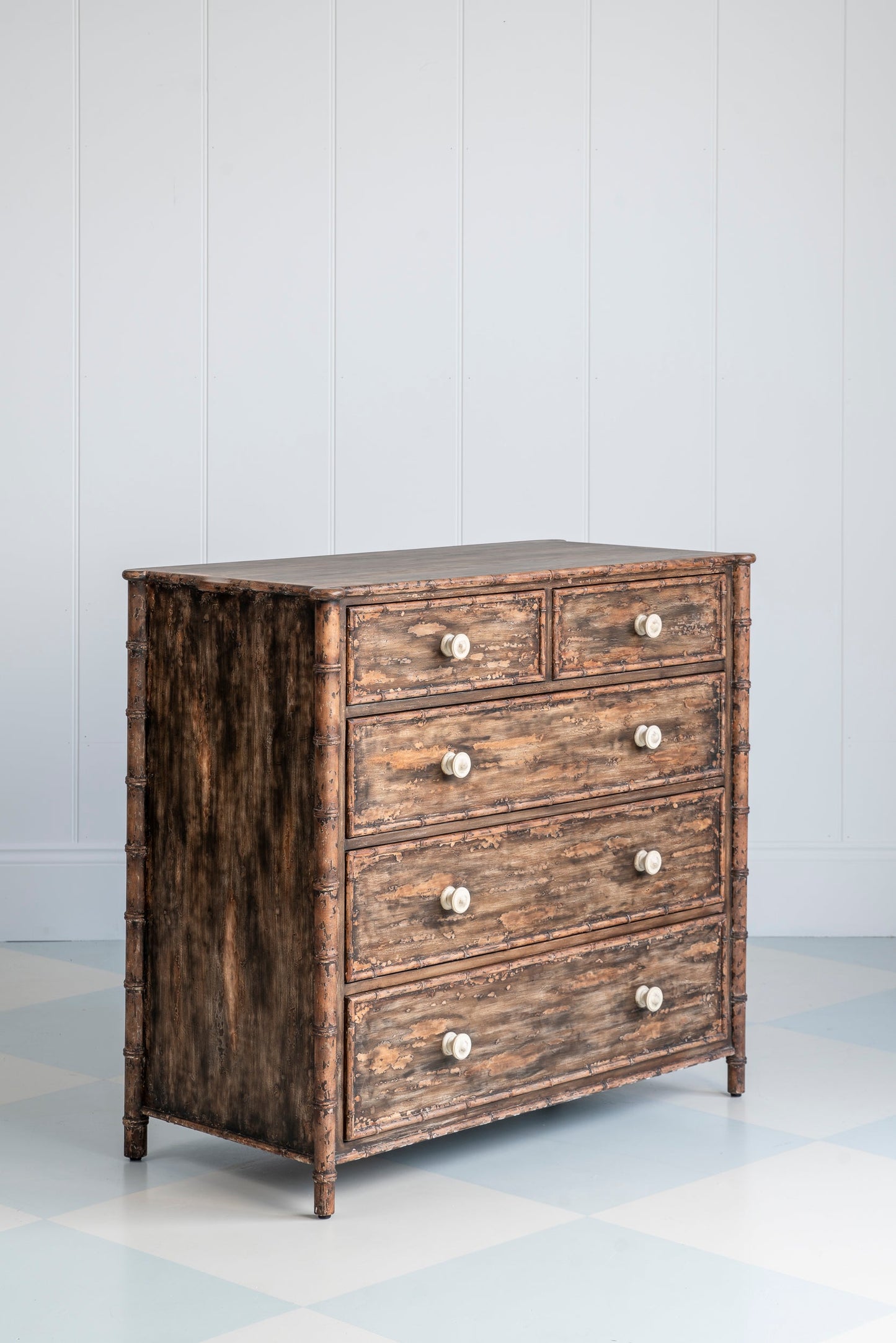 Equator Solid Wood Chest Of Drawer