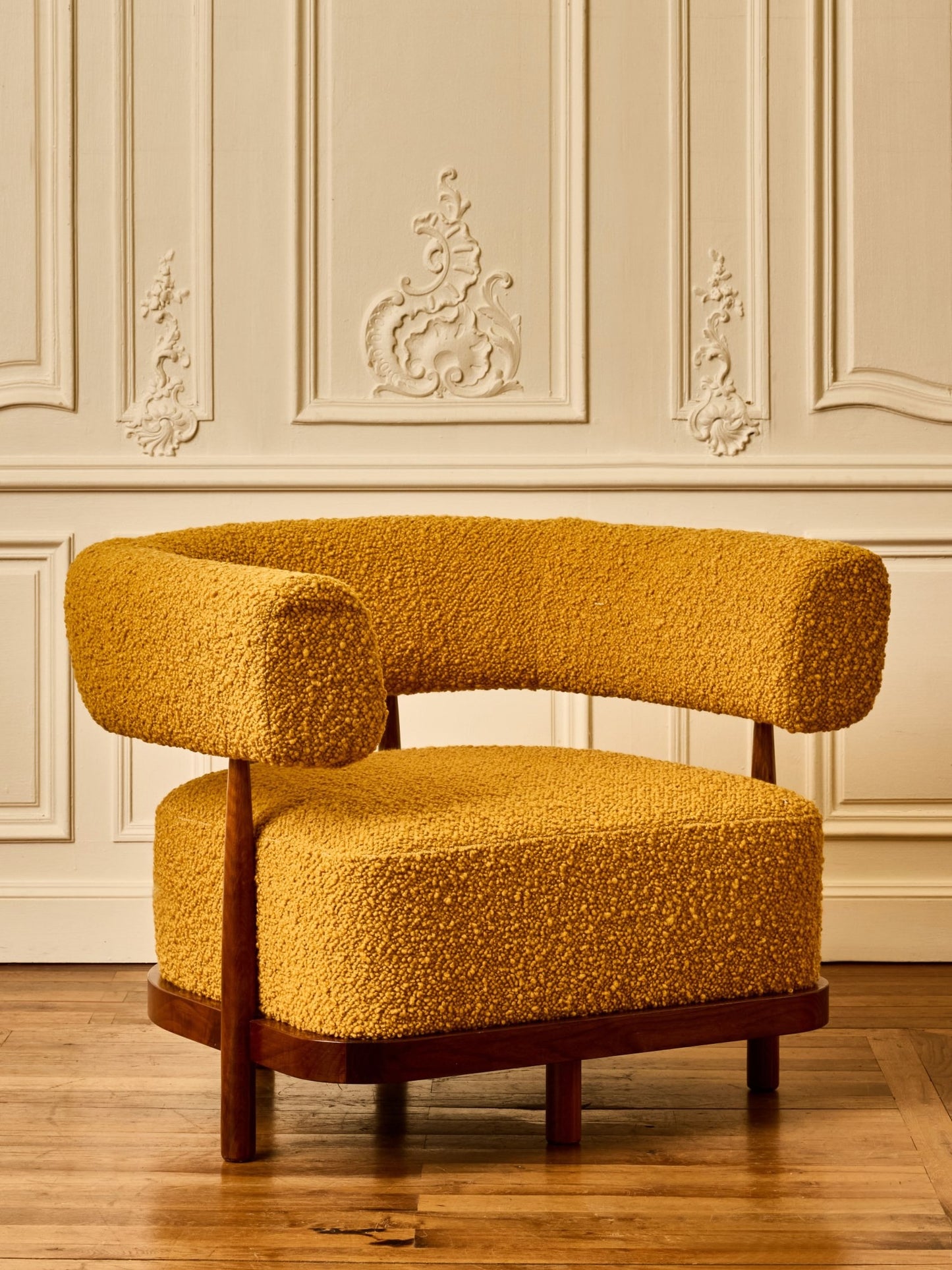 Kolwalski Armchair