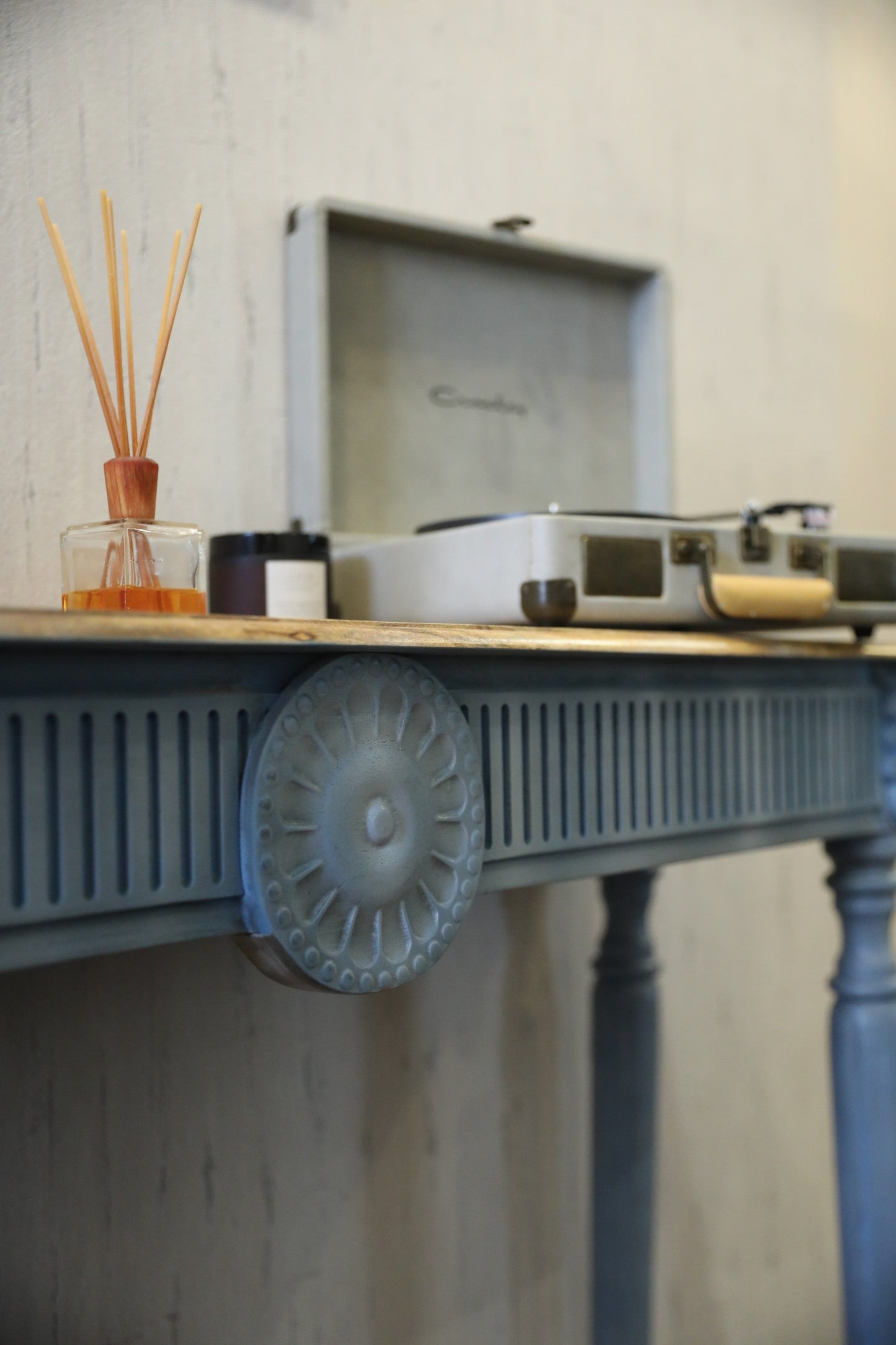 Louis Console Table