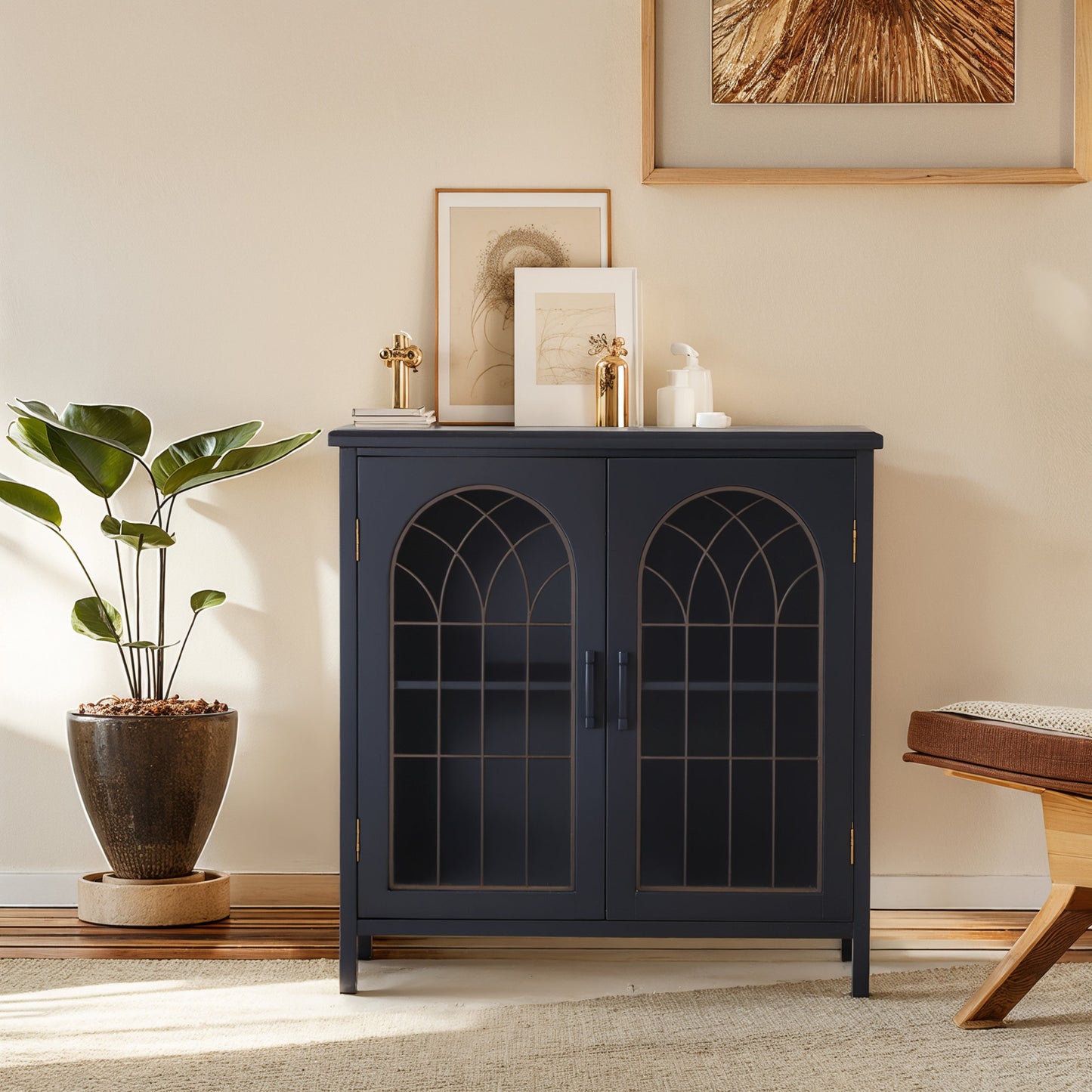 Roger Cabinet