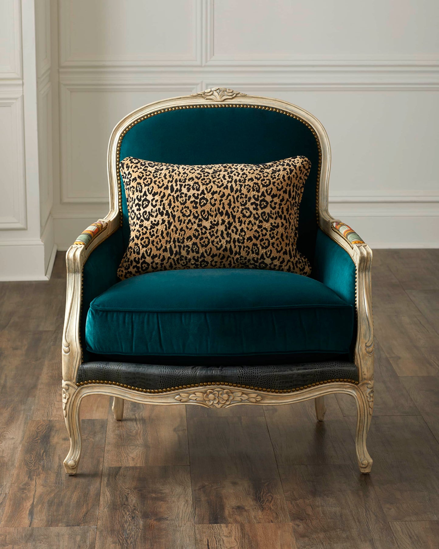 Amer Chair