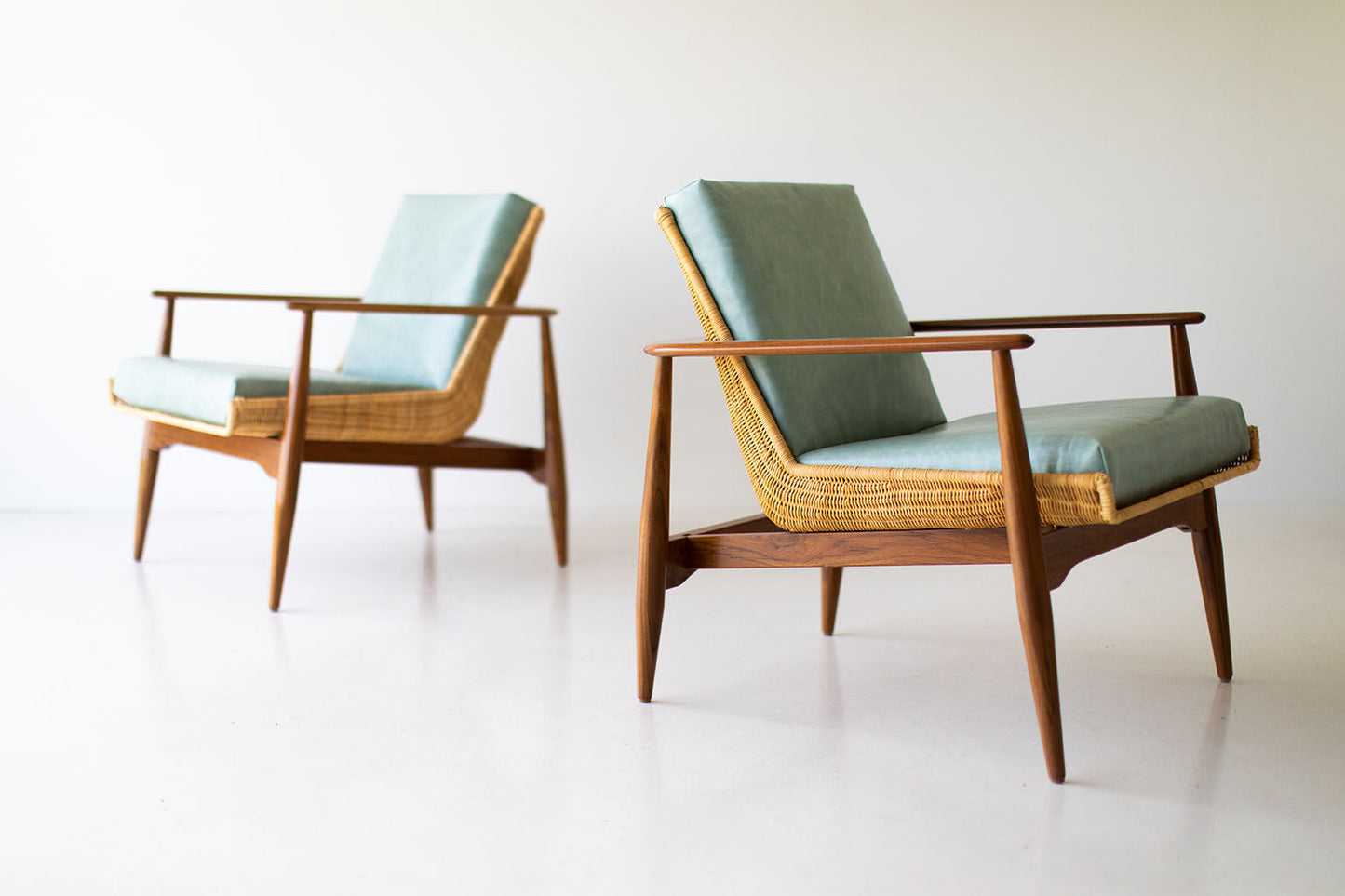Indus Lounge Chair