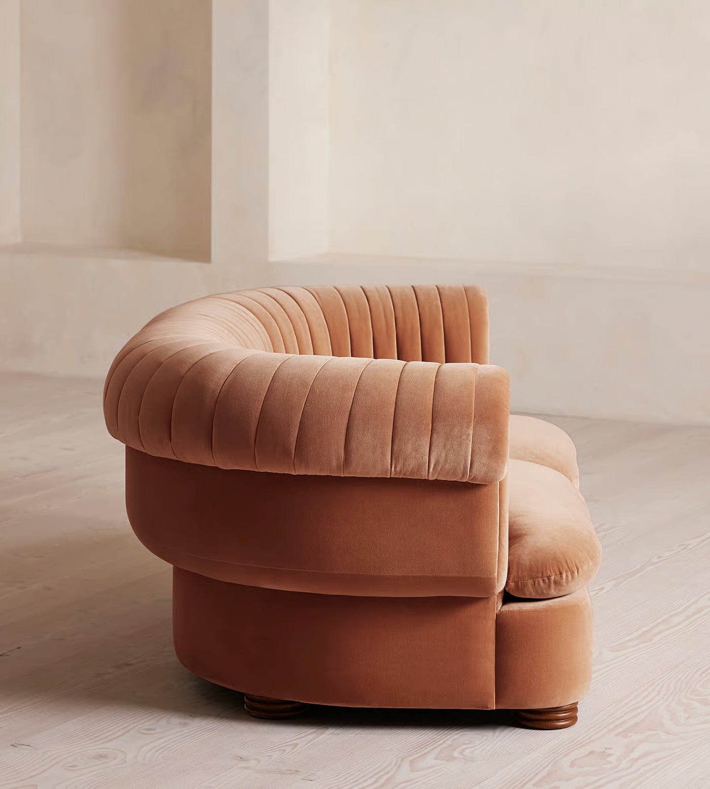 Naomi Sofa