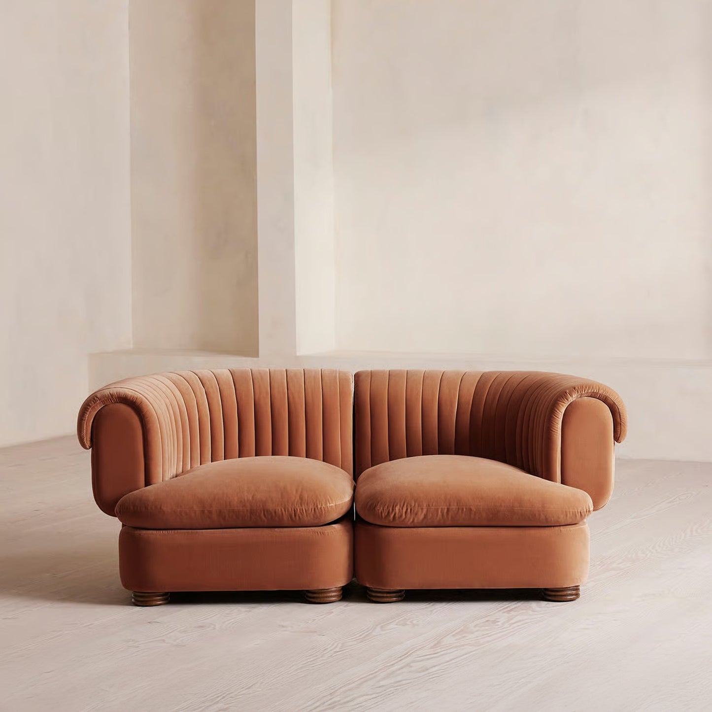 Naomi Sofa