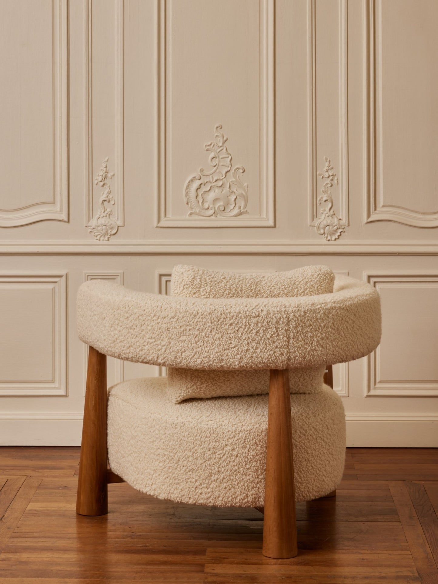 Vivien Armchair